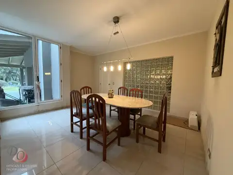 Casa en Venta en Lomas de la Carolina, USD 650.000