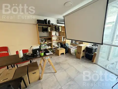 Oficina en Venta en Recoleta, USD 154.000