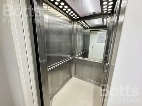 Oficina en Venta al Sudoeste