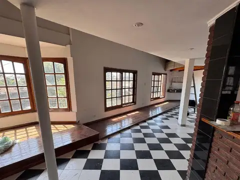 Depto Tipo Casa en Venta en Villa Dominico, USD 115.000