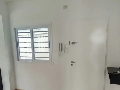 Depto Tipo Casa en Alquiler de 1 dormitorio