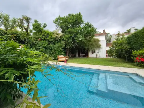 Acassuso, muy linda Casa en Alquiler Temporario Amoblada