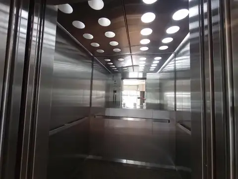 Alem al 900 Piso 9 amoblado