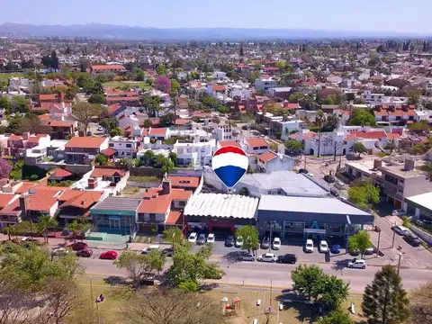 Local en Venta 25 años