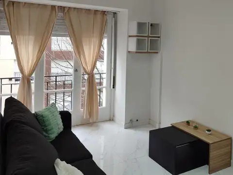 Corrientes  al 1900 4 piso