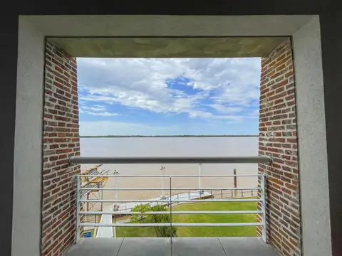 Departamento tipo Loft con vista al río y cochera en Forum