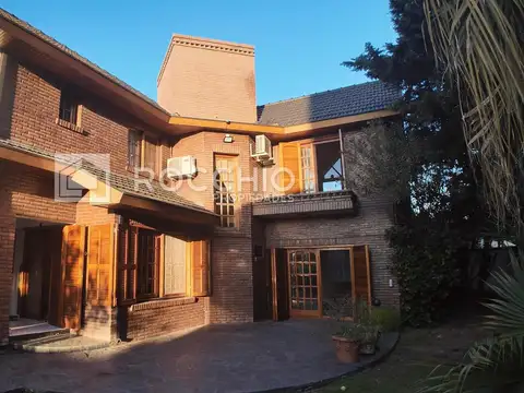 Casa en venta 6 ambientes J.L Suarez