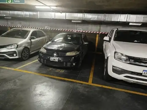 Cochera en venta - 15Mts2 - Once