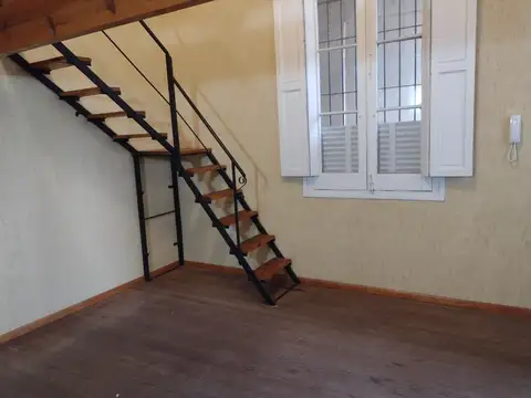 ENTRE RIOS 1100, Piso 1