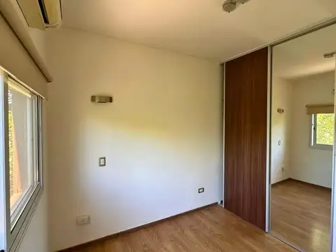 CASA 4 AMBIENTES EN ALTOS DE HUDSON II