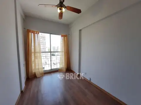 BARTOLOME MITRE AL 2200 - IMPECABLE APTO PROFESIONAL TODO SOL BAÑO Y COCINA A NUEVOS