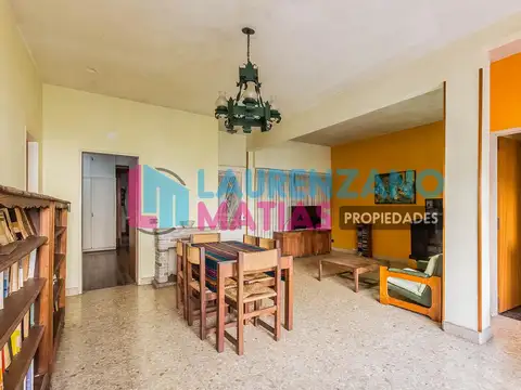 MANUELA PEDRAZA  al 6300