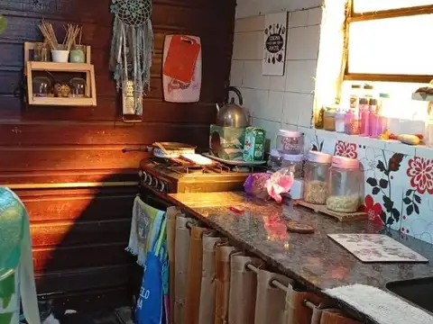 Lote con construccion a refaccionar