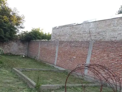 Terreno - Venta - Argentina, Luis Guillón - Estanislao de Campo 447