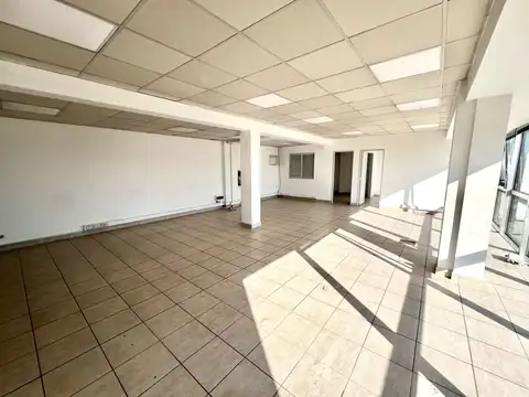 Oficina Monoambiente con 2 baños