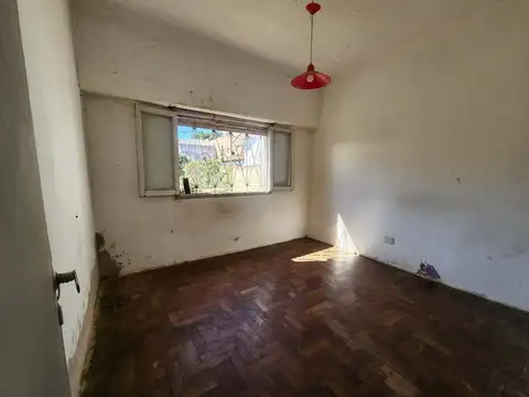 Casa en Venta en Temperley, USD 105.000