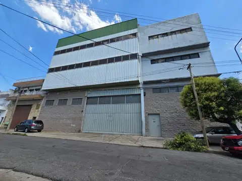OPORTUNIDAD VENTA DEPOSITO FRENTE ACCESO OESTE ZONA INDUSTRIAL