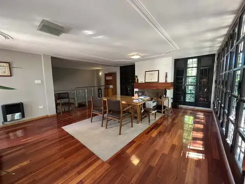 Casa en Alquiler de 4 dormitorios