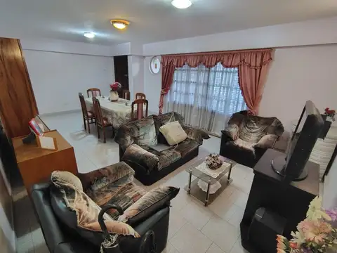 Casa en Venta en Sarandi, USD 198.000
