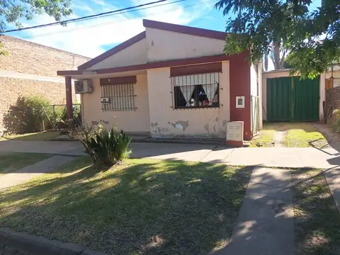 VENDO CASA EN VILLA ELISA