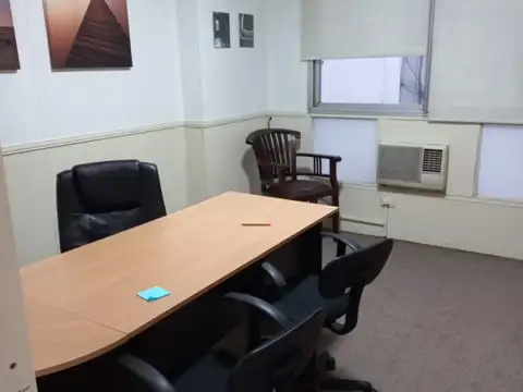 VENDE EXCELENTE OFICINA EN SAN NICOLAS