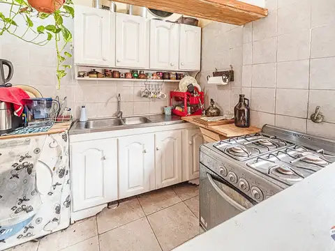 VENTA PH 4 AMBIENTES CON PATIO LOMAS DEL MIRADOR