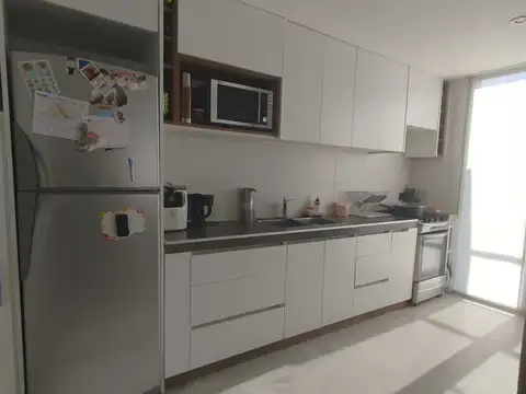 CASA EN VENTA - VILLA ELISA