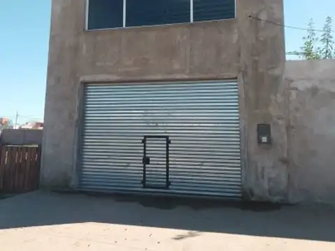 Alquiler Galpón con Local y Depósito en San Vicente