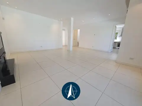 Casa 6 ambientes con 3 baños