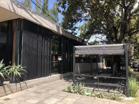 Local en Venta en City Bell, USD 580.000