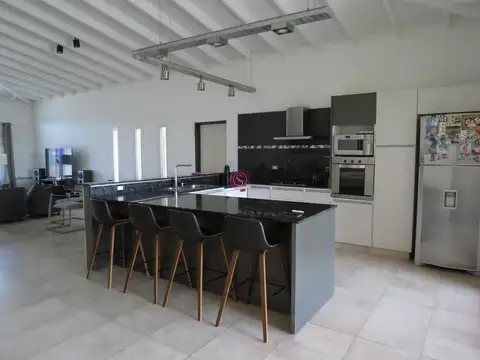 Casa en Venta en Countries y Barrios Cerrados en Campana, USD 260.000