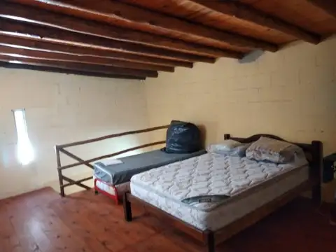 Oportunidad!  se vende Casa en 2 plantas con amplio parque