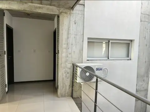 Departamento en Alquiler en Republica De La Sexta, $ 440.000