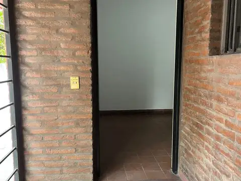 Chacabuco 800, Piso Baja