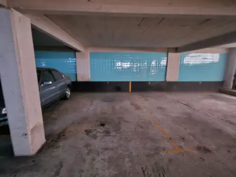 Cochera venta fija cubierta Centro Mar del Plata