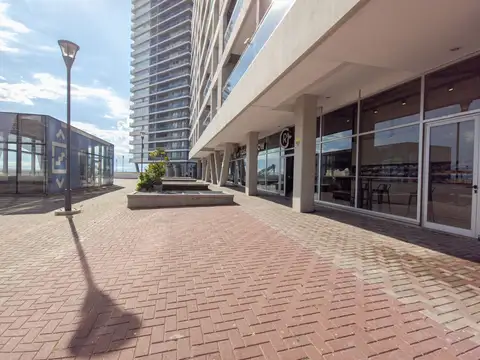LOCAL COMERCIAL APTO GASTRONOMIA DE 290 m2 EN PUERTO NORTE