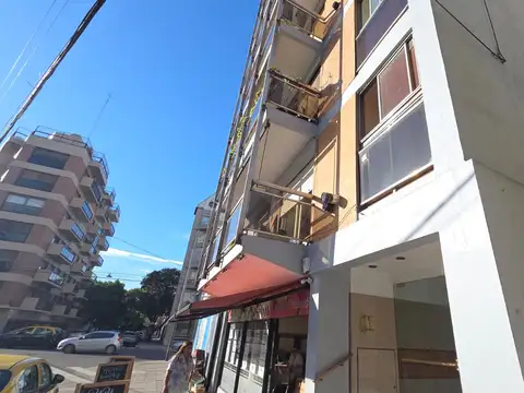 Capitán General Ramón Freire 2600, Piso 4