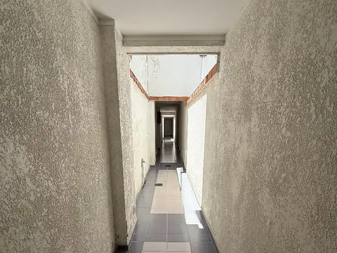 Depto Tipo Casa en Alquiler en Paternal, $ 600.000