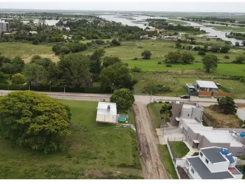 Lonne y Gualeguay , Piso 0