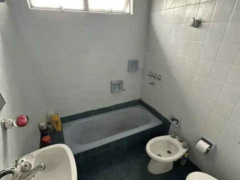 General Güemes 1000, Piso 1