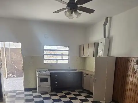 Depto Tipo Casa en Alquiler de 3 ambientes