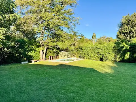 Casa en venta o alquiler con pileta en Palmers Cottage, Maschwitz