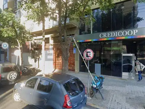 VENTA - COCHERA - PORTON ELECTRICO - ABASTO, ROSARIO