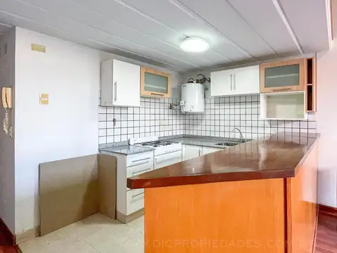 Depto Tipo Casa 2 ambientes con 1 baño