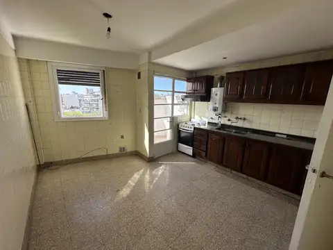 amplio 3 ambientes luminoso