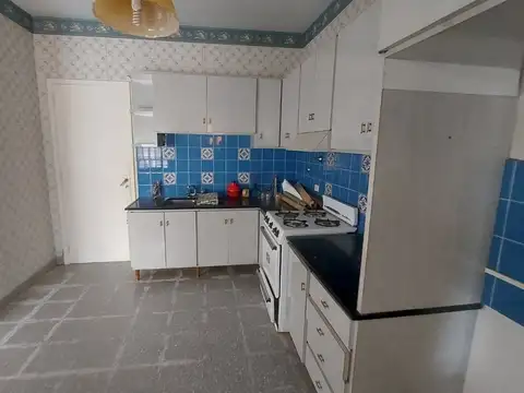 CASA EN VENTA EN ARRECIFES ZONA CÉNTRICA