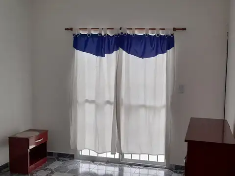 Departamento en Alquiler en Centro, $ 400.000