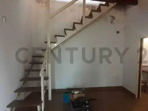 Casa en Venta con 4 cocheras