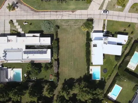 Terreno en Venta en San Sebastian, USD 270.000