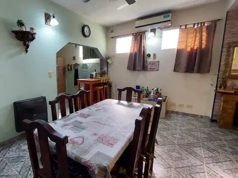 Depto Tipo Casa en Venta de 2 dormitorios